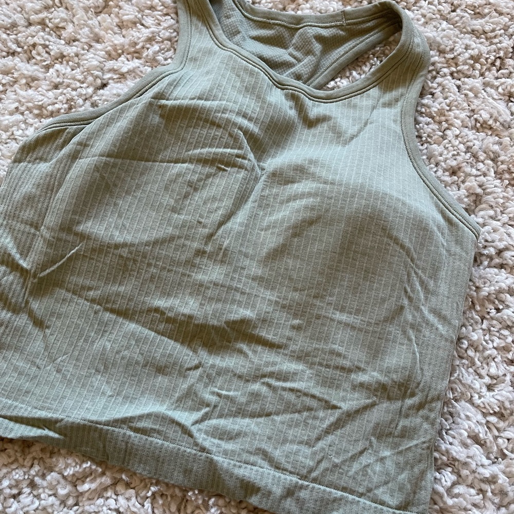 Lululemon crop top bra